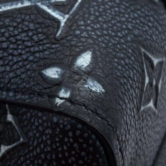 Louis Vuitton Monogram Debossed City Keepall M21448 - COA Included - Picture 10 of 13